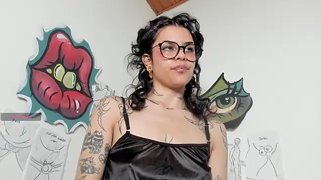 trinitty online show from April 21, 7:39 pm