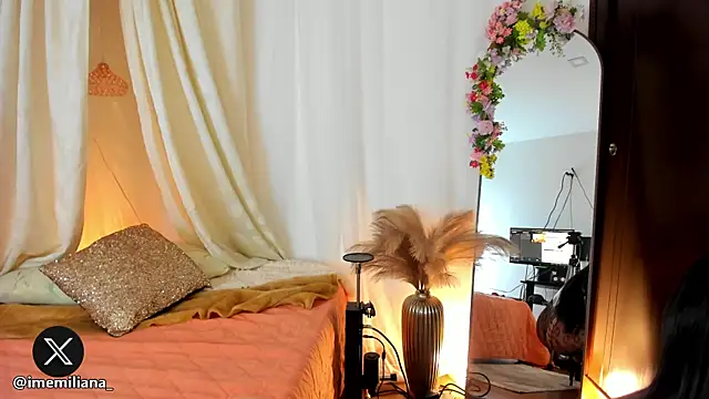 soyemi online show from October 1, 10:05 pm