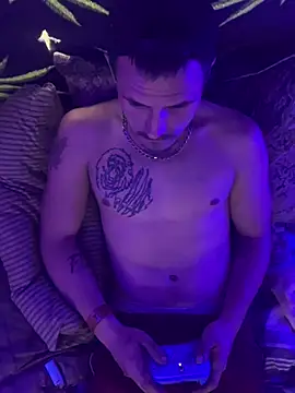 Snapshot of bugboy chatting on March 15, 7:20 pm bugboy online show from March 15, 7:20 pm