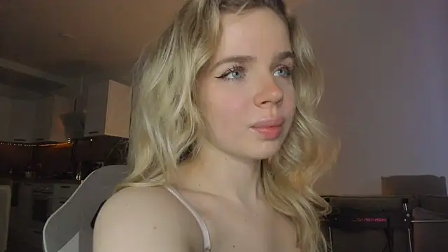 lit asella online show from December 17, 12:33 pm