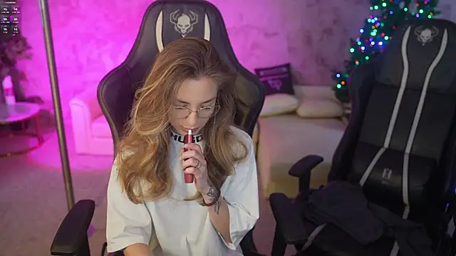 Kisasolo online show from December 17, 8:15 pm