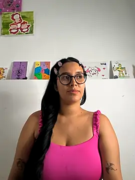 Snapshot of Annya-sweet chatting on April 28, 3:28 pm Annya-sweet online show from April 28, 3:28 pm