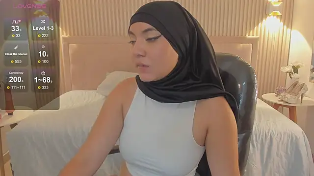 Sooffii 1 online show from February 14, 5:41 am