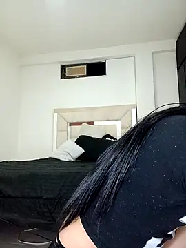 Snapshot of yesik_beltran chatting on December 31, 9:53 am yesik beltran online show from December 31, 9:53 am