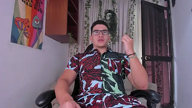 Snapshot of JeffDaltton chatting on February 6, 8:23 pm JeffDaltton online show from February 6, 8:23 pm