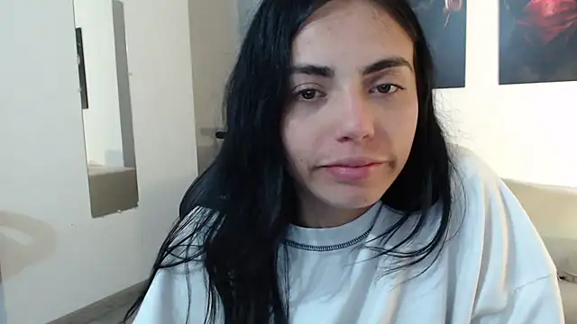 i am nina  online show from January 15, 4:47 am