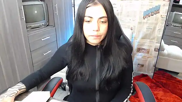 i am nina  online show from September 10, 3:39 am