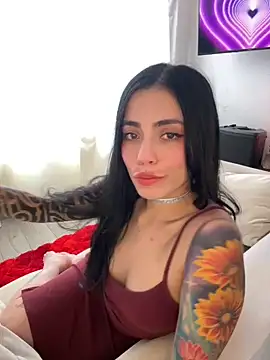 Snapshot of i_am_nina_ chatting on May 11, 8:50 pm i am nina online show from May 11, 8:50 pm