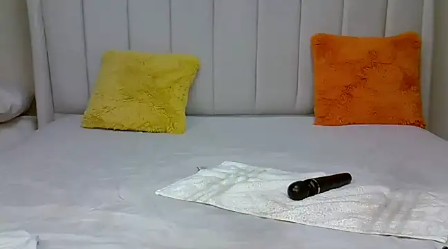  heavenlysent online show from March 17, 7:46 am