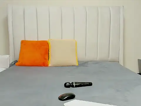  heavenlysent online show from September 20, 2:23 am