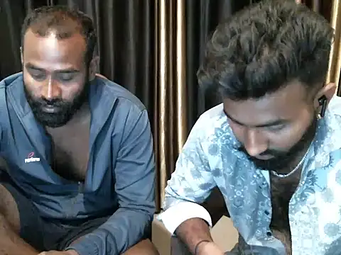 Snapshot of indian2 chatting on February 5, 5:20 am indian2 online show from February 5, 5:20 am