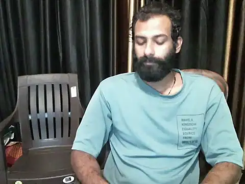 Snapshot of indian2 chatting on March 4, 2:49 am indian2 online show from March 4, 2:49 am