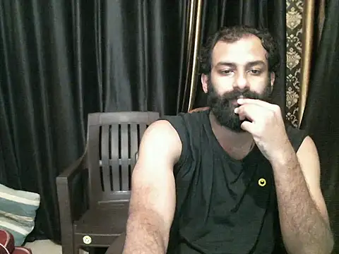 Snapshot of indian2 chatting on March 13, 1:32 am indian2 online show from March 13, 1:32 am