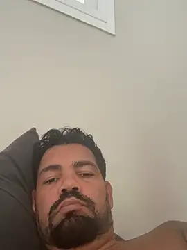 Snapshot of adgato chatting on February 20, 1:55 pm adgato online show from February 20, 1:55 pm