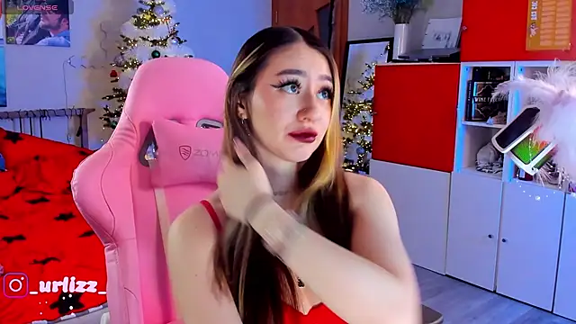 Snapshot of Fiona-Love chatting on January 15, 7:34 pm Fiona-Love online show from January 15, 7:34 pm