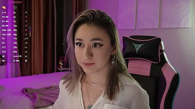 Snapshot of Fiona-Love chatting on January 14, 5:18 pm Fiona-Love online show from January 14, 5:18 pm