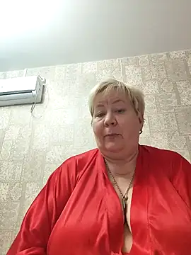 Snapshot of EffectFiona chatting on March 4, 3:59 pm EffectFiona online show from March 4, 3:59 pm