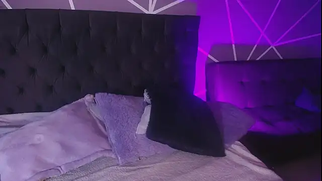 Miss Loise online show from March 11, 1:01 pm