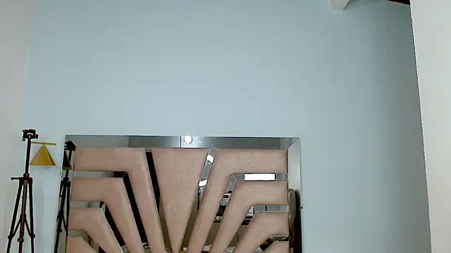 sophia hadid online show from January 2, 10:55 pm