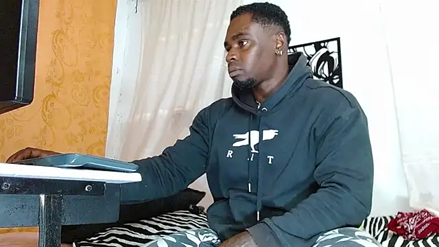 angel bonbom online show from February 12, 6:40 am