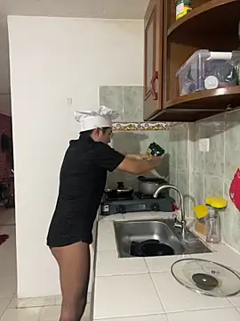 andrewmhilton  online show from March 3, 7:49 pm