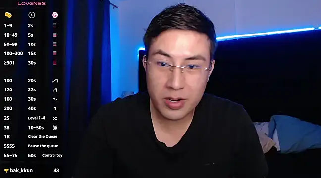 andrewmhilton  online show from March 13, 2:16 am