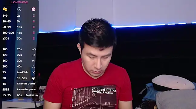 andrewmhilton  online show from March 19, 3:20 am