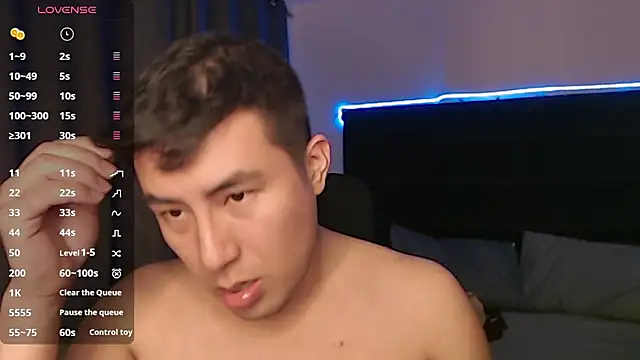 andrewmhilton  online show from September 30, 6:07 am