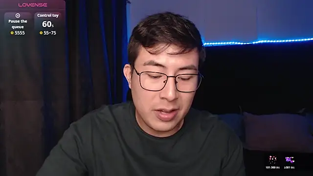 andrewmhilton  online show from April 12, 5:01 am