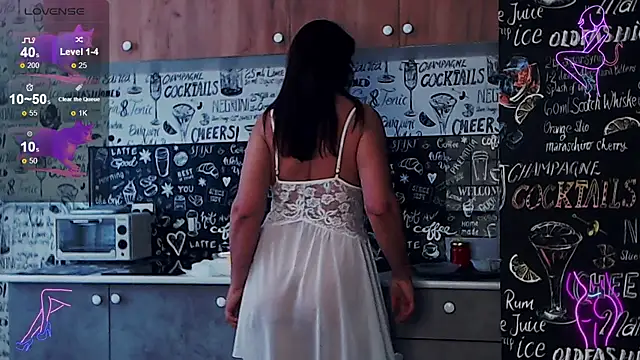 Snapshot of Celine_Faer1 chatting on February 23, 6:11 am Celine Faer1 online show from February 23, 6:11 am