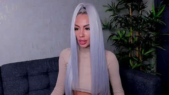 Snapshot of Bailey_Rush chatting on January 22, 5:49 pm Bailey Rush online show from January 22, 5:49 pm