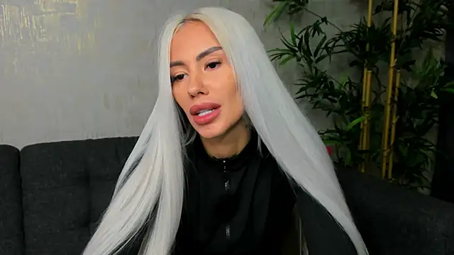 Snapshot of Bailey_Rush chatting on March 19, 12:56 pm Bailey Rush online show from March 19, 12:56 pm