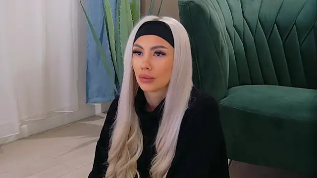 Snapshot of Bailey_Rush chatting on November 14, 4:49 pm Bailey Rush online show from November 14, 4:49 pm