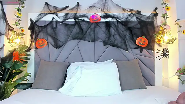 KiarhaTrixie online show from November 5, 3:06 am