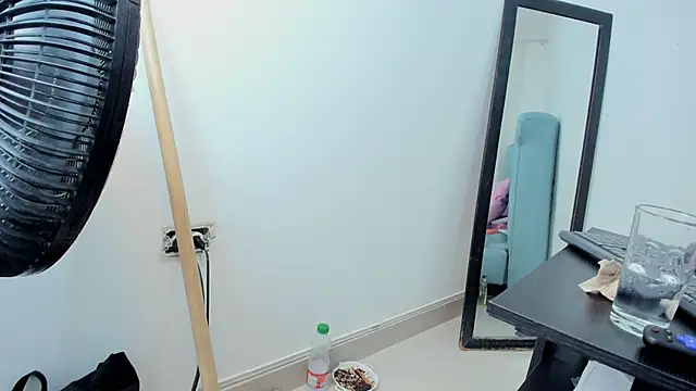 MatureHorny 70 online show from January 13, 9:20 pm