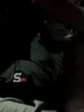 Snapshot of Midwestalpha chatting on November 11, 7:19 am Midwestalpha online show from November 11, 7:19 am