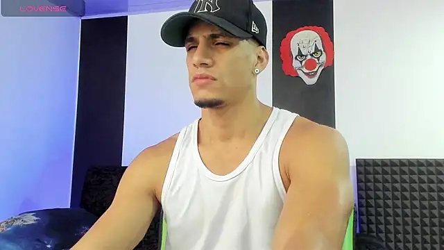 jhonnysnow17 online show from February 1, 7:47 am