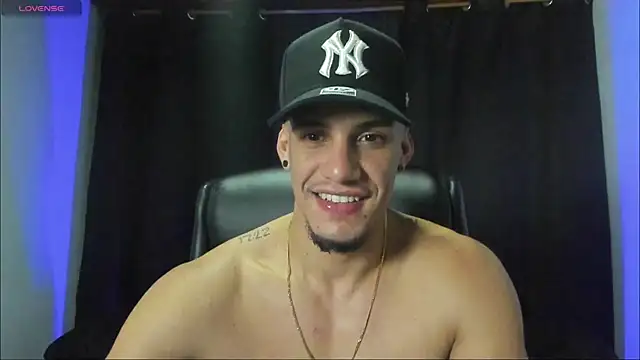 jhonnysnow17 online show from September 12, 7:08 am