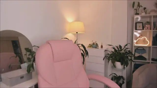 Snapshot of ari_artis chatting on January 17, 6:26 am ari artis online show from January 17, 6:26 am