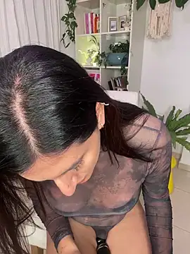 ari artis online show from June 3, 1:41 am