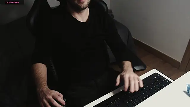 cutehairymacho online show from March 3, 1:21 am