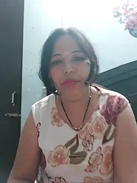 Poojabhabi101 online show from April 3, 6:33 am