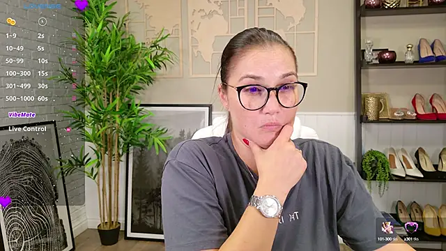 SelineSole online show from September 10, 3:12 pm