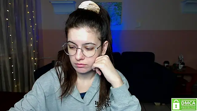 Aminabeatris online show from February 17, 6:31 am