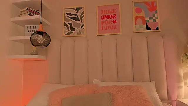 cute  cherry  online show from January 18, 12:20 pm