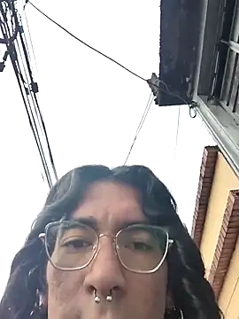 mal x online show from March 10, 11:37 am