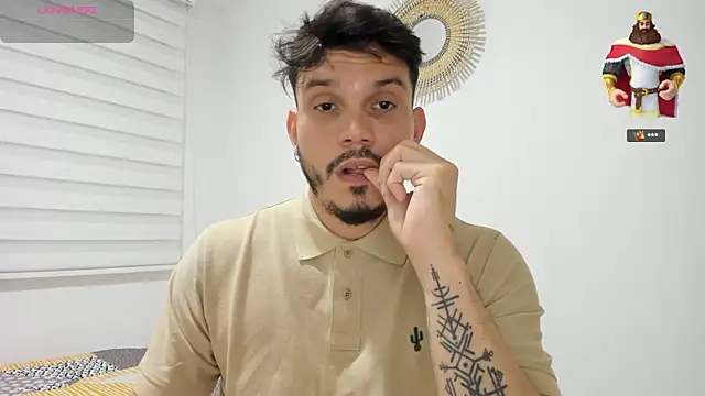 alejandro stark online show from December 14, 3:51 am