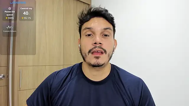 alejandro stark online show from October 21, 4:24 am