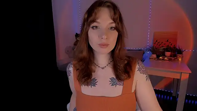 mia x love online show from December 15, 6:48 pm