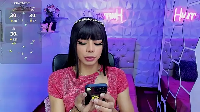 hurrencam online show from March 8, 1:03 pm